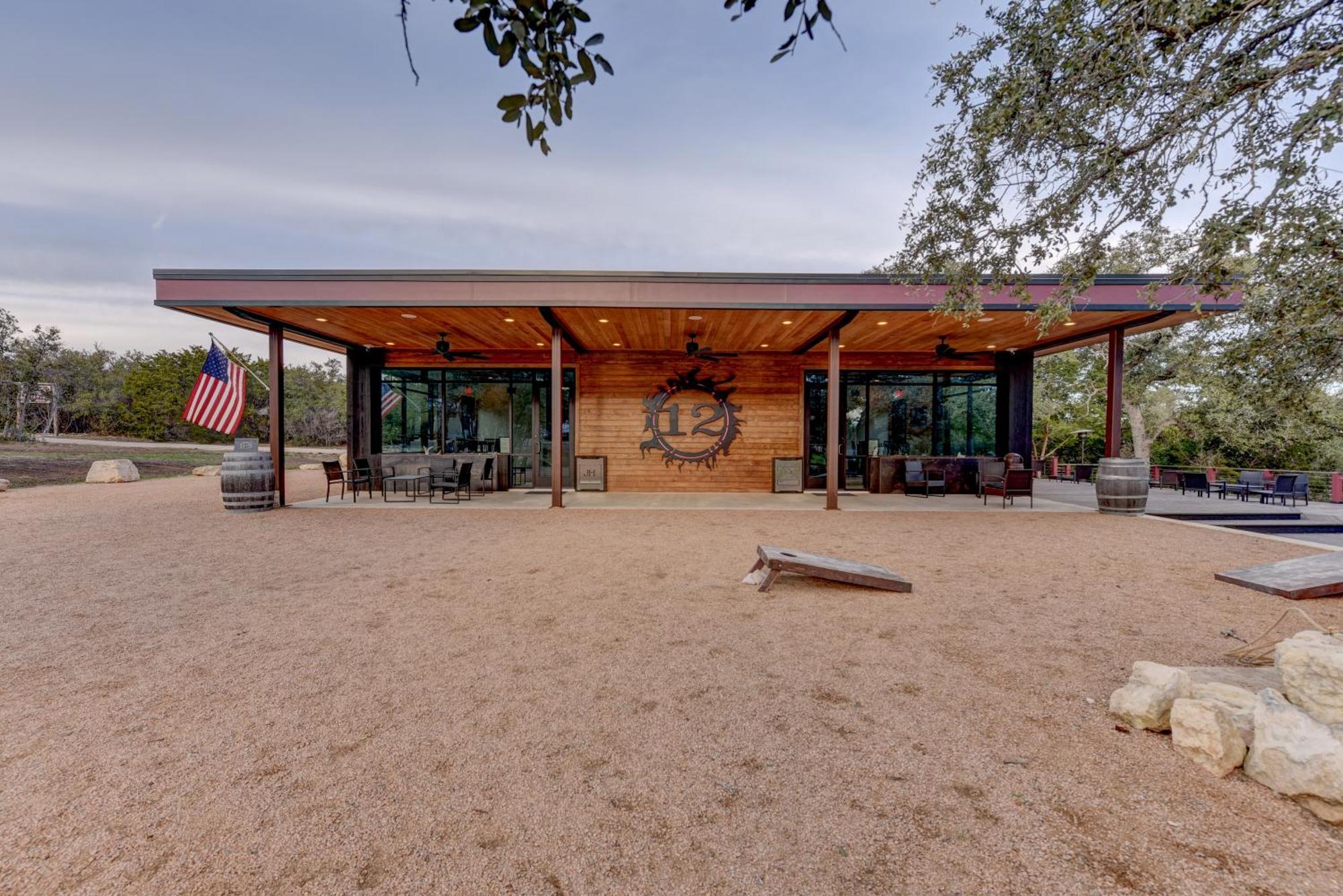 ホテル 12 Fires Luxury Glamping With Heating #1 ジョンソンシティ エクステリア 写真